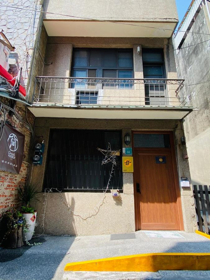 Good Garden Female Hostel Tainan Exterior photo